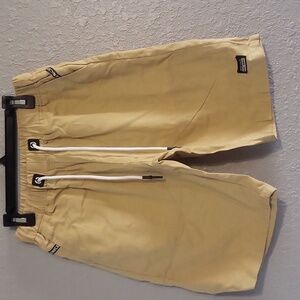 Khaki casual shorts